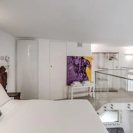 Elegant Flat In The Historic Near Colosseum! Apartment *